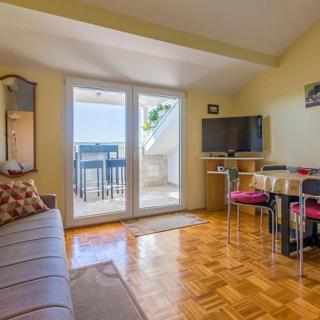 Apartments By The Sea Selce, Crikvenica - 4802 Zewnętrze zdjęcie